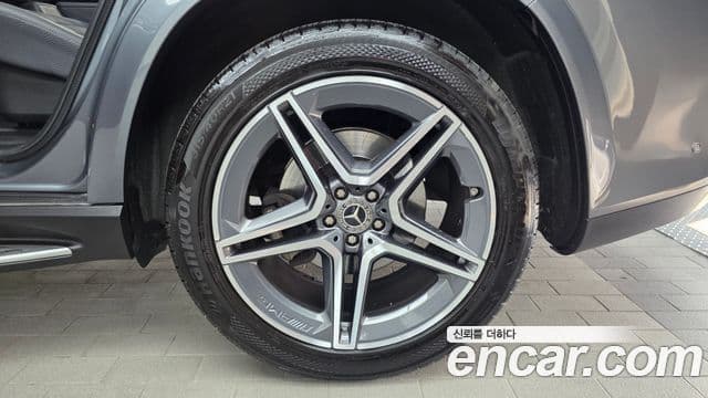 Mercedes-Benz GLS-Class 2021 — ფოტო 33/35