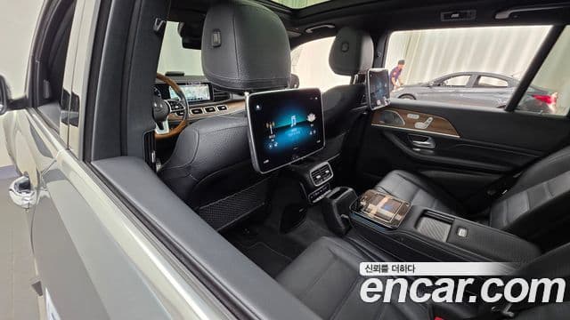 Mercedes-Benz GLS-Class 2021 — ფოტო 25/35