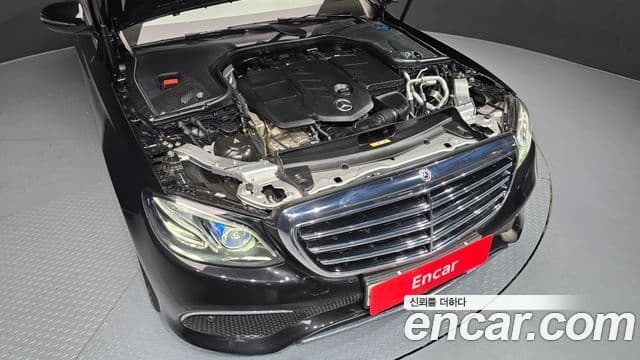 Mercedes-Benz E-Class 2019 — Şəkil 6/20