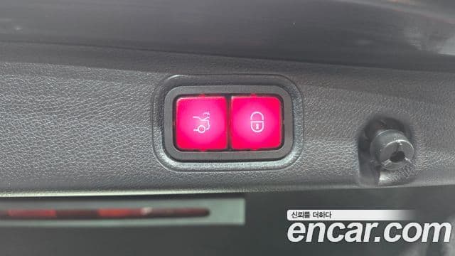 Mercedes-Benz E-Class 2019 — ფოტო 20/20