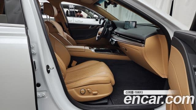 Genesis Electrified G80 2021 — Şəkil 11/20