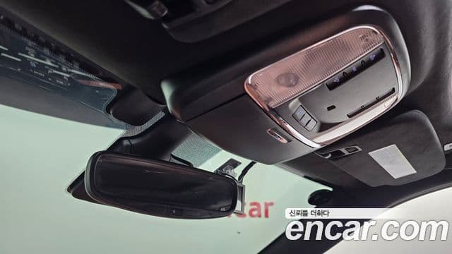 Jeep Grand Cherokee 2021 — Photo 31/36