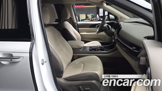 Kia Carnival 2024 — Şəkil 11/20