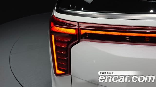 Kia Carnival 2024 — Photo 9/35