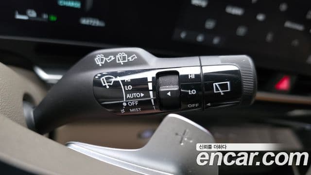Kia Carnival 2024 — Photo 28/35