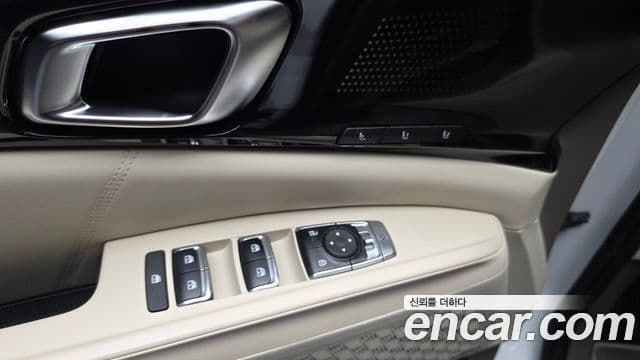 Kia Carnival 2024 — Photo 12/35