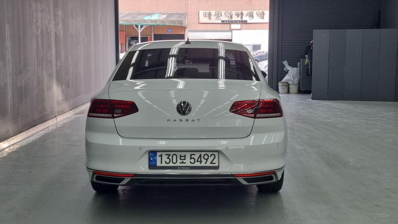 Volkswagen Passat GT 2021 — Şəkil 4/18