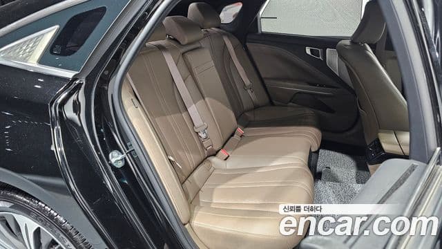 Kia K8 2022 — Şəkil 12/20