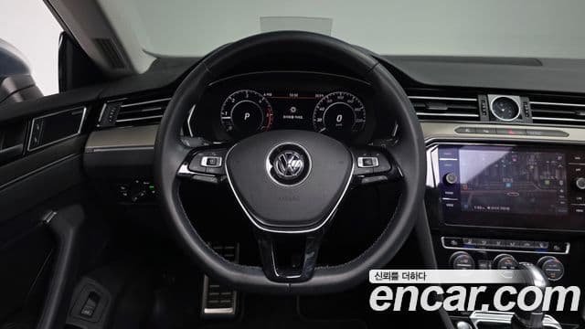 Volkswagen Arteon 2019 — Şəkil 13/20