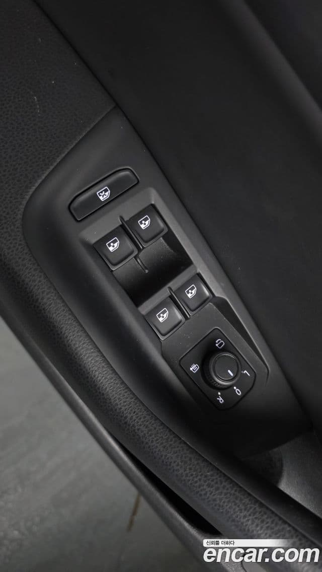 Volkswagen Arteon 2019 — Şəkil 34/37