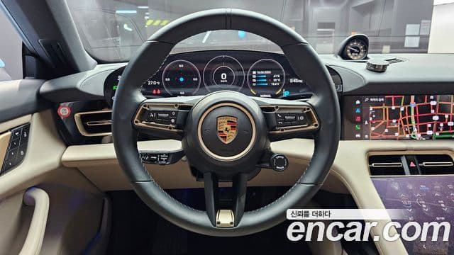 Porsche Taycan 2023 — Şəkil 7/35