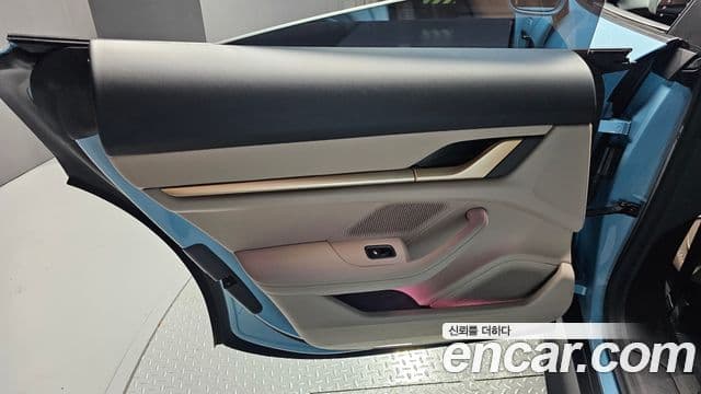 Porsche Taycan 2023 — Şəkil 4/35