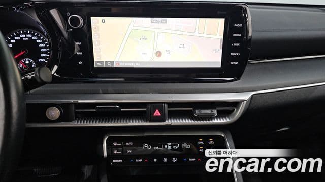 Kia K5 2021 — ფოტო 12/20