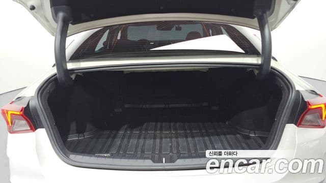 Kia K5 2021 — фото 19 из 20