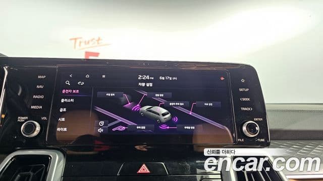 Kia Sorento 2020 — ფოტო 19/20