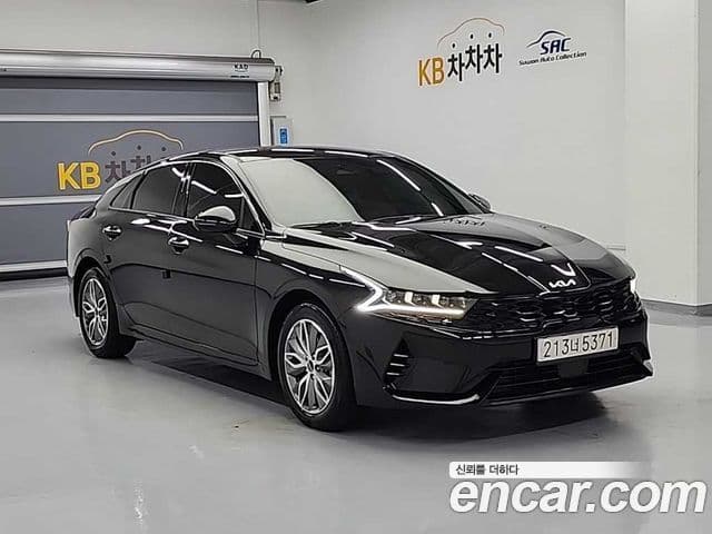 Kia K5 2023 — Şəkil 3/20