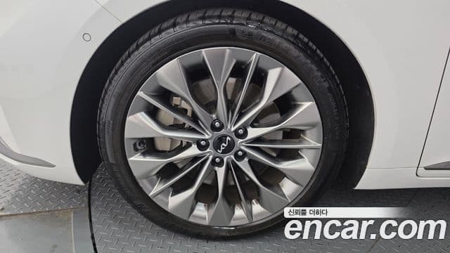 Kia K8 2022 — фото 5 из 20