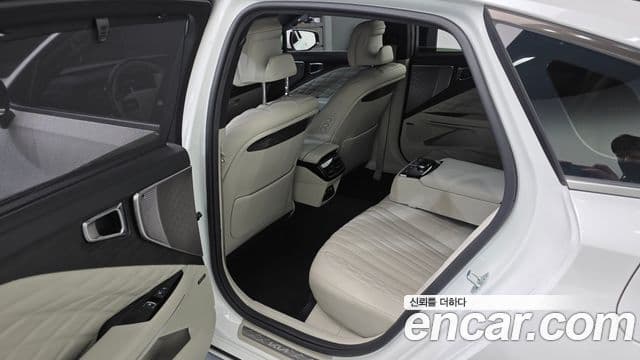 Kia K8 2022 — ფოტო 11/20