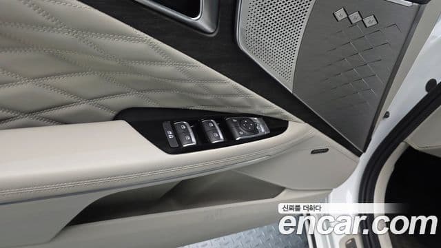 Kia K8 2022 — ფოტო 14/20