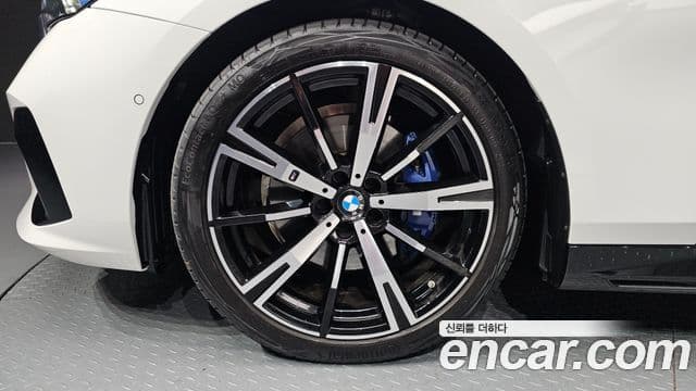 BMW 5 Series 2025 — Şəkil 5/20