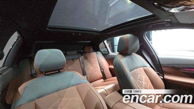 BMW 5 Series 2025 — Şəkil 19/20