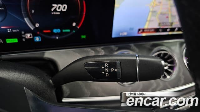 Mercedes-Benz E-Class 2021 — Фото 9/20