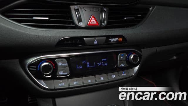 Hyundai i30 2020 — Şəkil 17/20