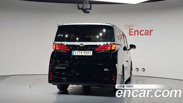 Toyota Alphard 2023 — Şəkil 4/20