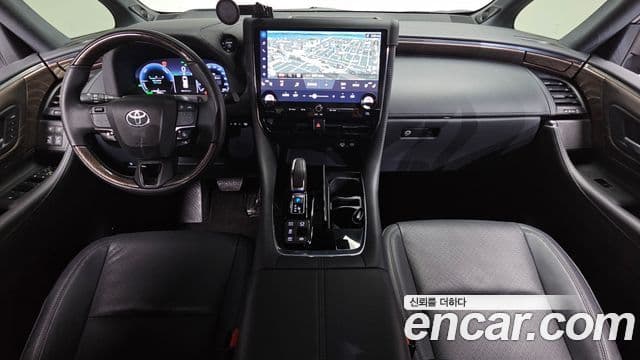 Toyota Alphard 2023 — Şəkil 7/20