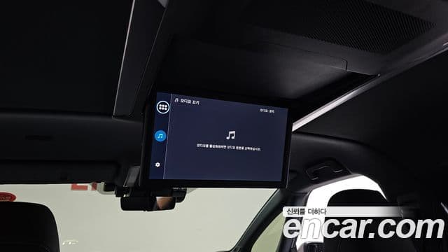 Toyota Alphard 2023 — Şəkil 18/20