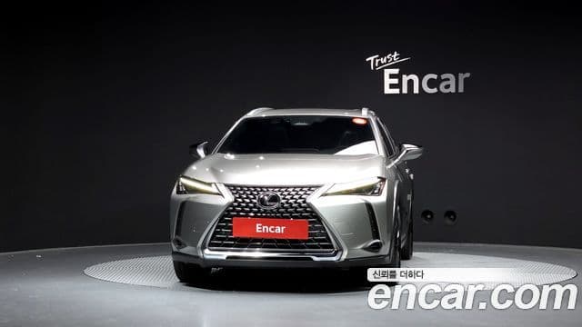 Lexus UX300h 2024 — ფოტო 3/20