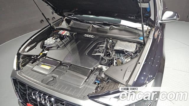 Audi Q8 2020 — ფოტო 10/20