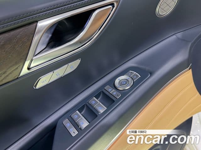 Genesis GV80 2022 — ფოტო 16/20