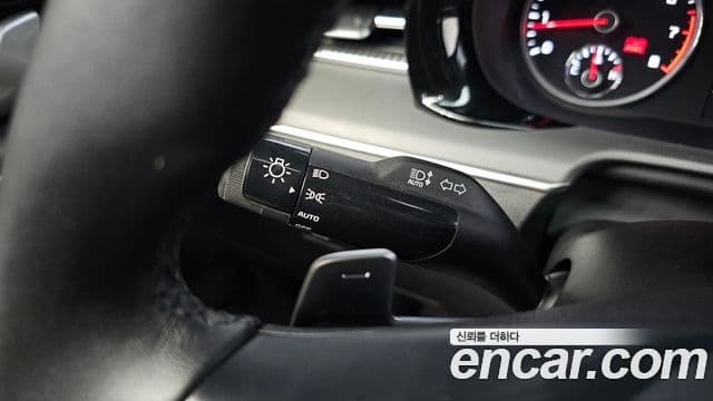 Kia K5 2023 — ფოტო 16/20