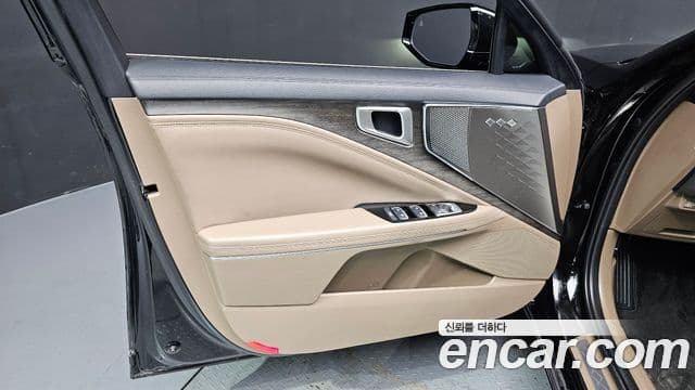 Kia K8 2023 — ფოტო 21/32