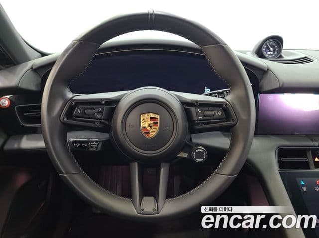 Porsche Taycan 2022 — Photo 10/20