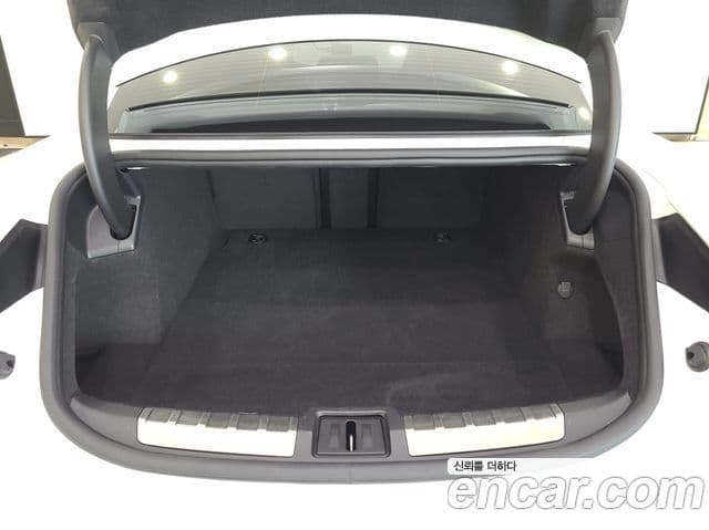 Porsche Taycan 2022 — Photo 13/20