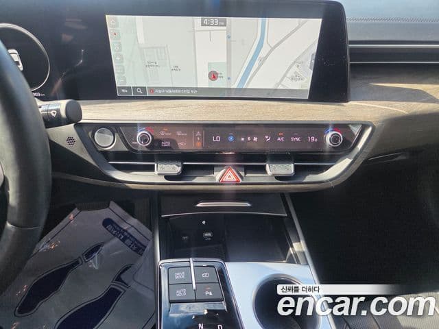 Kia K8 2023 — Şəkil 8/20