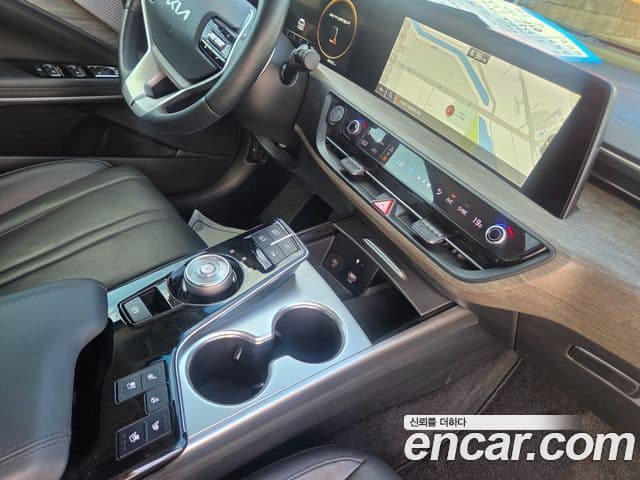 Kia K8 2023 — Şəkil 18/20