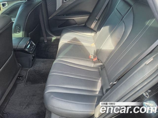 Kia K8 2023 — Şəkil 20/20
