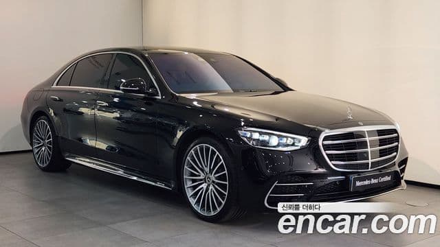 Mercedes-Benz S-Class 2025 — Photo 2/20