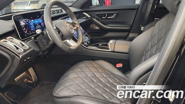 Mercedes-Benz S-Class 2025 — Photo 5/20