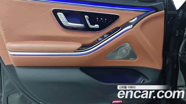 Mercedes-Benz S-Class 2023 — ფოტო 14/20