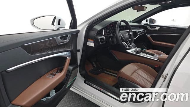 Audi A6 2020 — ფოტო 8/20