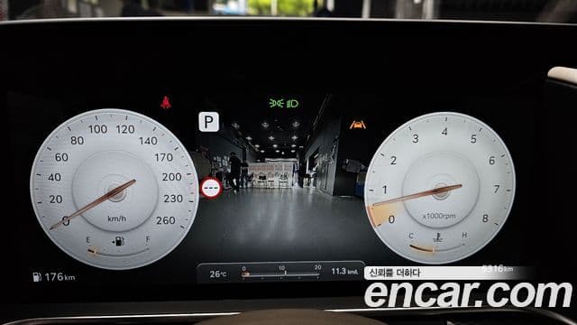 Genesis G90 2025 — ფოტო 8/20