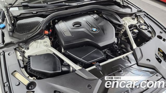 BMW 5 Series 2018 — ფოტო 6/20