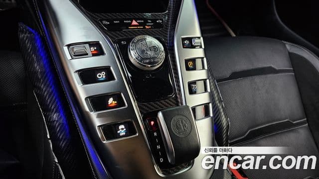 Mercedes-Benz AMG GT 2019 — Şəkil 9/20