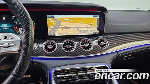 Mercedes-Benz AMG GT 2019 — Şəkil 14/20