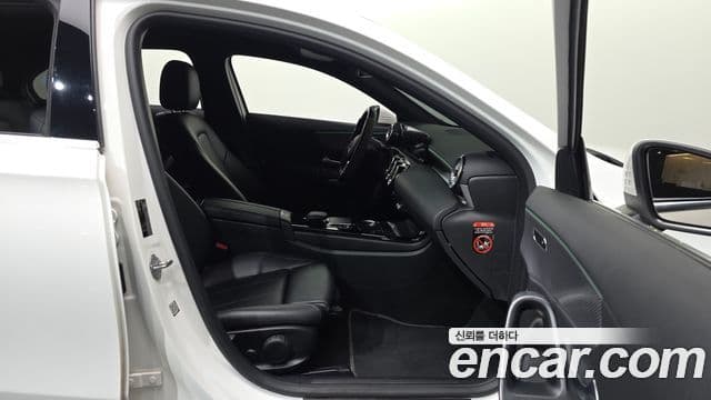 Mercedes-Benz A-Class 2021 — Şəkil 11/20