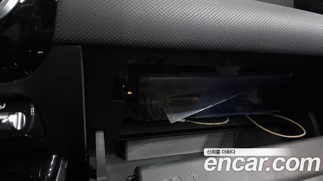 Mercedes-Benz A-Class 2021 — Photo 25/30